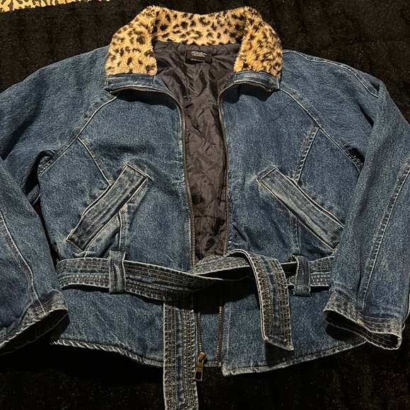 Vintage 90s denim jacket with leopard collar - Picture 1 of 3